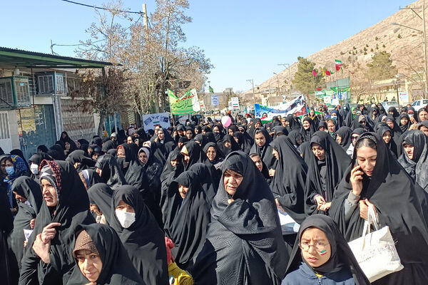 مردم شهر صغاد حامی آرمان‌های انقلاب با حضور در راهپیمایی ۲۲ بهمن