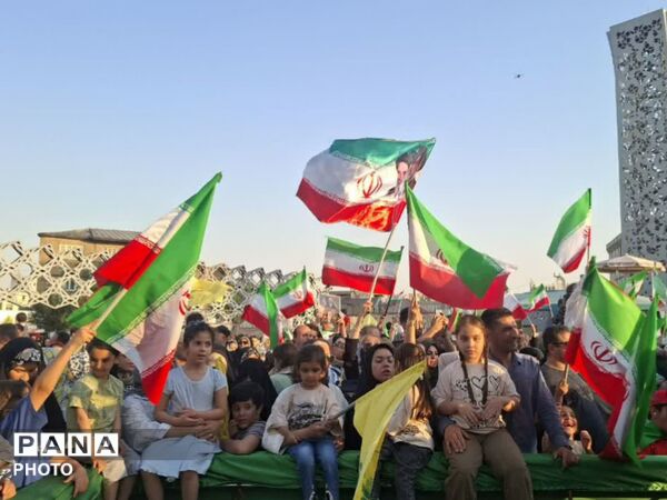 مهمانی ۱۰ کیلومتری؛ تجلی عشق به اهل‌بیت (ع) و نمادی از اتحاد