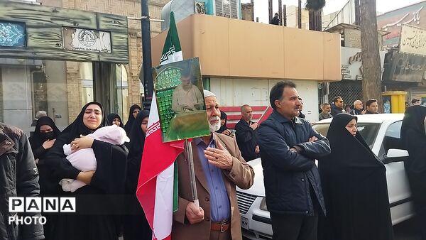 شهر نیشابور مشکی پوش شدـ۳