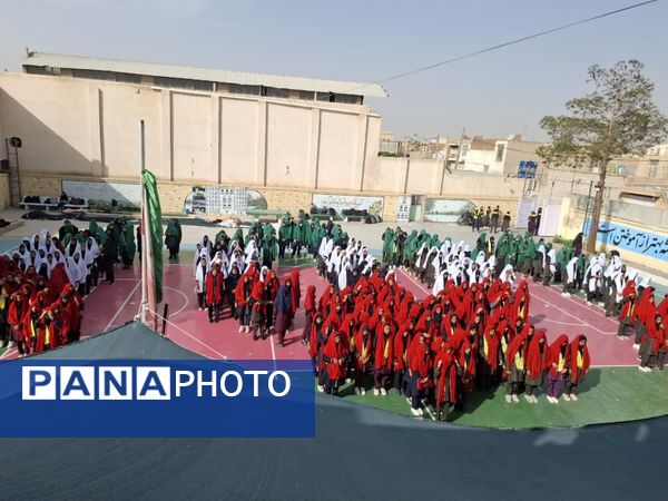 بازدید مدرسان کشوری سازمان دانش‌آموزی از دبیرستان تمام تشکیلاتی عفت