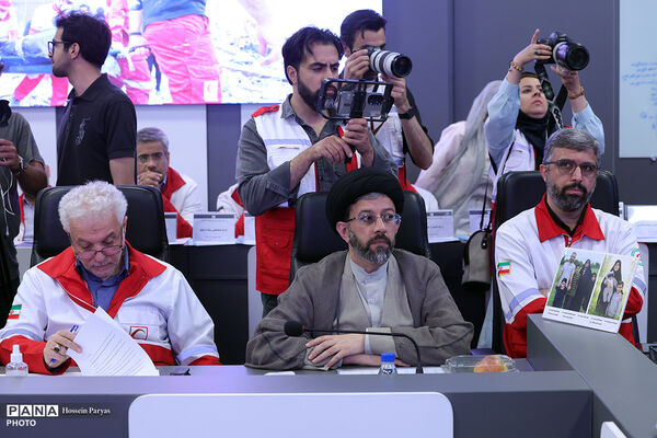 نشست خبری سالانه رئیس جمعیت هلال‌احمر
