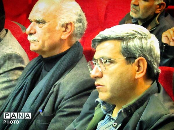 نشست خبری فرمانده ناحیه مقاومت بسیج کاشمر با اصحاب رسانه