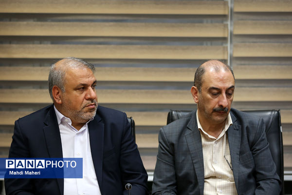 اولین نشست صمیمی وزیر آموزش و پرورش دولت چهاردهم با اعضای شورای معاونان