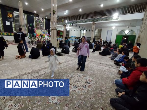 جشن شب ولادت حضرت مهدی عج‌ در روستای مهدی آباد خلیل آباد