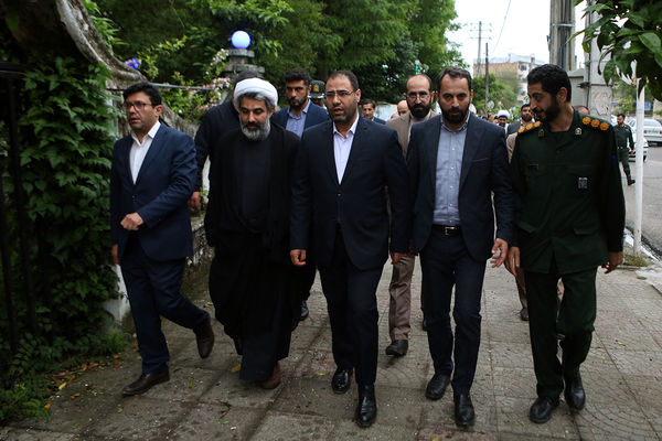 بازدید نماینده دولت و وزیر آموزش و پرورش از پروژه‌های عمرانی شهرستان سوادکوه