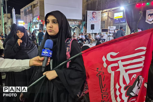 طنین یاد شهدای دانش‌آموز در ۱۶۸ شب میبد