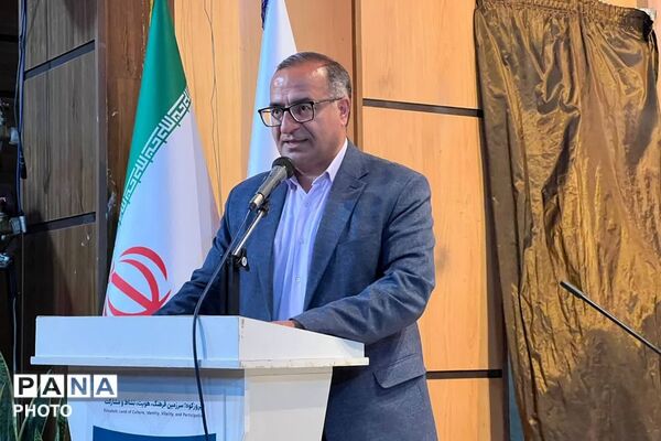 افتتاح پنجمین هفته فرهنگی شهرستان فیروزکوه با حضور مسئولان ارشد و تجلیل از خانواده شهید