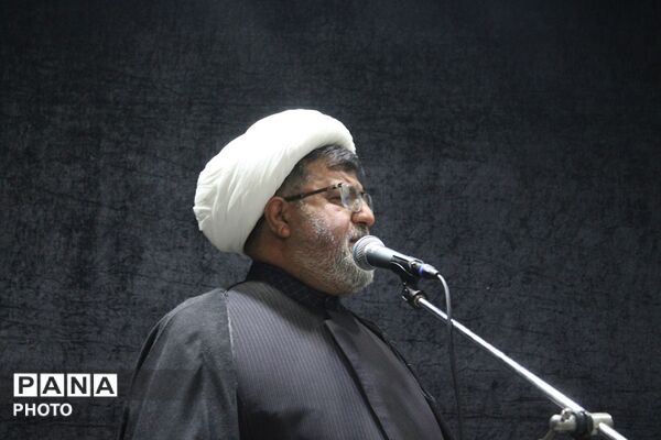 همایش بزرگ شیر خواران حسینی در مصلا نماز جمعه چهاردانگه