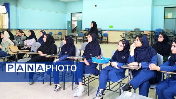 نخستین دوره مسابقات نوآوران رباتیک شهرستان نظرآباد