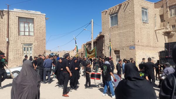 تعزیه خوانی عاشورا در روستای برزنون