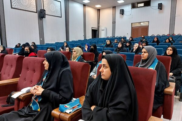 برگزاری دومین دوره تربیت مربی پیشتازان سازمان دانش‌آموزی در کهریزک 