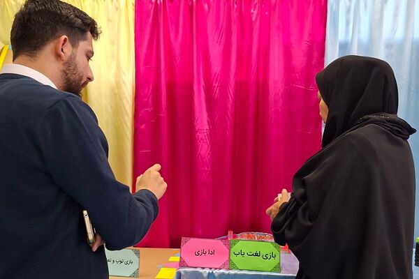 بازدید مسئولان آموزشی مقطع ابتدایی از طرح جابر بن حیان در دبستان ایمان