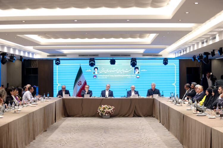 ارمنی‌ها در جامعه ایران بسیار خوشنام، محبوب و عزیز هستند