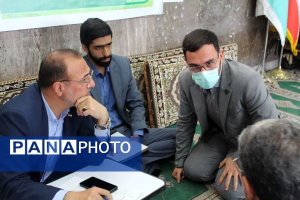 برپایی میز خدمت به‌مناسبت هفته دولت در میاندورود 