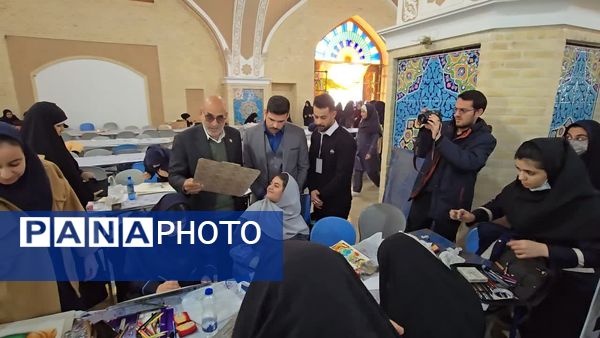 باغ دولت آباد یزد میزبان هنرنمایی دانش‌آموزان ناحیه یک در جشنواره «فردا»