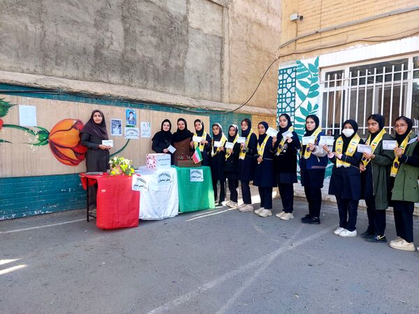 انتخابات شورای دانش آموزی در مدرسه علی اصغر دانشور یک