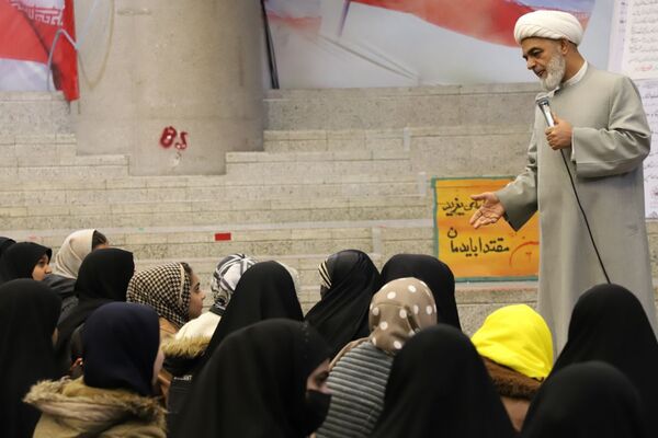 سومین همایش تربیت فرزند در مشهد 