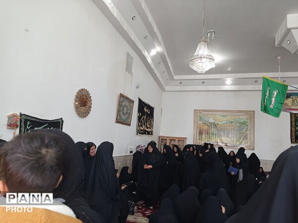 حضور پرشور و پر رنگ فرهنگیان جاجرم  در عزای رهبر شهید 