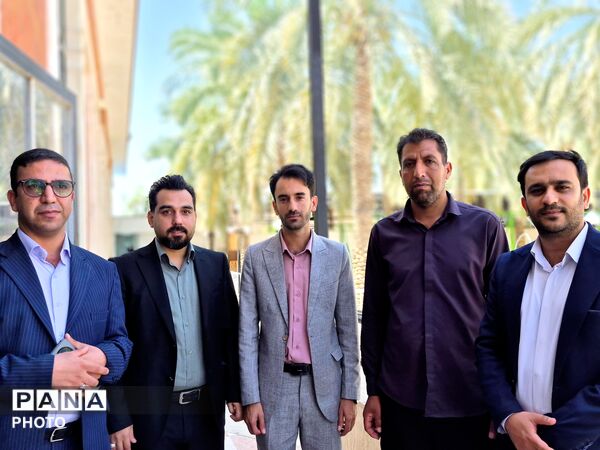 مراسم تجلیل و تقدیر از فرهنگیان در عنبرآباد