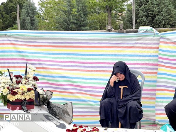 مراسم چهلمین روز شهادت مهرداد معزی در شهرک ینگی امام  ساوجبلاغ