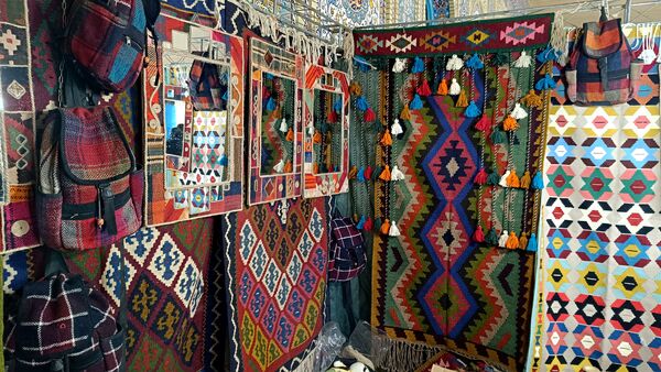 حال و هوای بازار یاسوج در آستانه شب یلدا