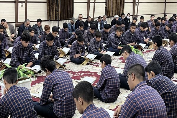 آیین افتتاحیه مسابقات قرآن، عترت و نماز در کرمان