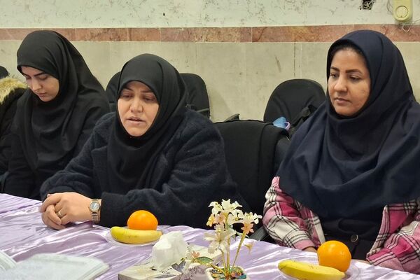 جلسه شورای دبیران در مدرسه جوادالائمه بهارستان ۲
