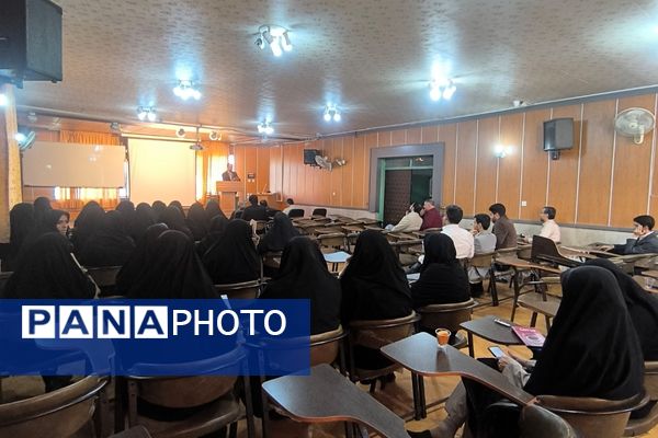 برگزاری جلسه شورای اداری در اداره ناحیه یک شهرری