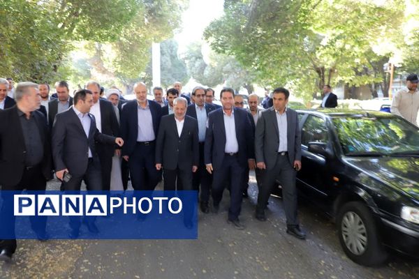 آغاز به کار رسمی نخستین هنرستان مهارت تبریز با حضور وزیر آموزش و پرورش