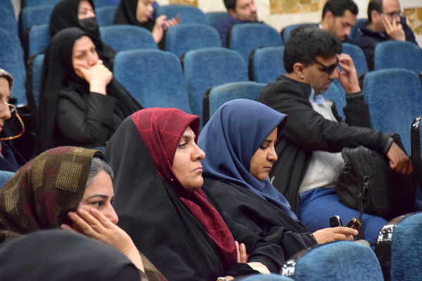  همایش معاونان پرورشی و مربیان امور تربیتی با محوریت طرح «ایرانمون» در کانون شهید فهمیده کرج 