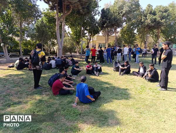 اردویی برای آشنایی با مدرسه