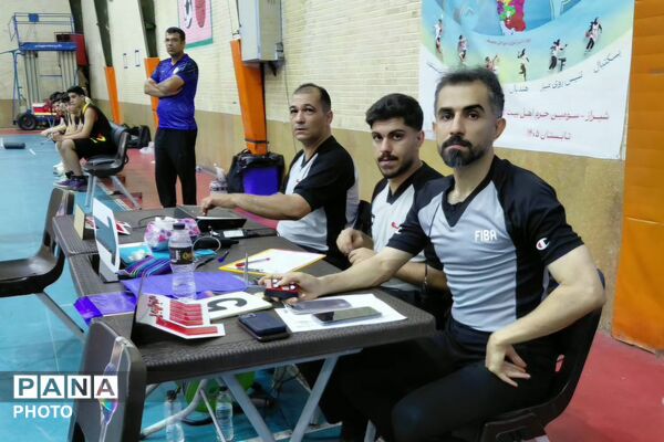 رقابت بسکتبالیست‌های فارس و بوشهر در شیراز
