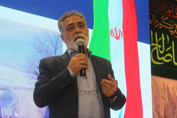 گلوگاه، در طنین والفجر ۸