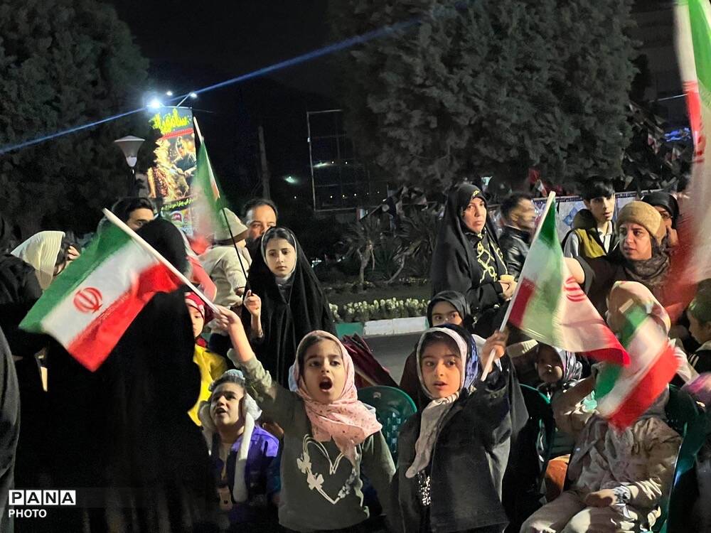 ولادت حضرت معصومه(ع)  و روز دختر در میدان شهدای کرج