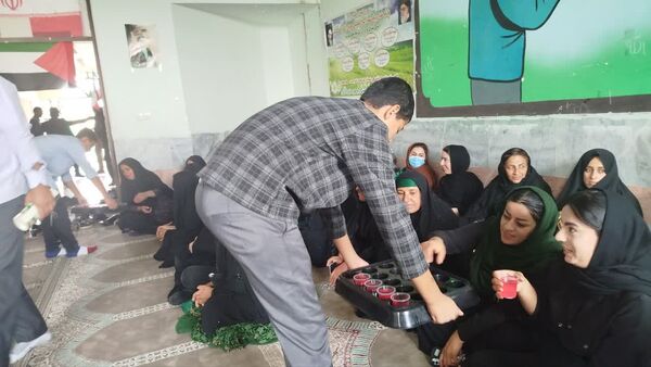 جلسه انجمن اولیا و مربیان مدرسه شهید مصطفی خمینی جاورده