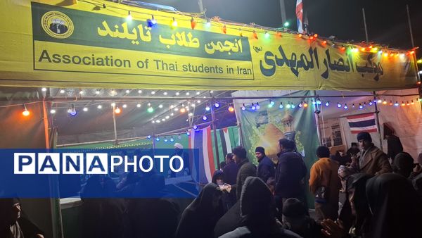 جلوه‌های پذیرایی موکب‌ها از زائران جشن‌های نیمه شعبان