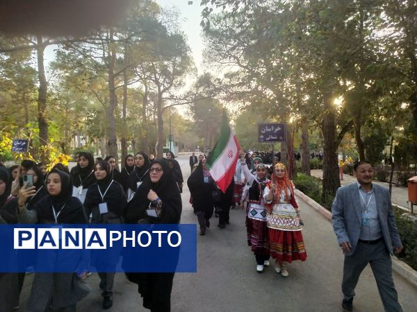 هنرمندان امید آفرین فردا از سراسر کشور در پایتخت فرهنگ و هنر ایران