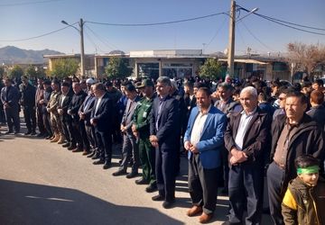 مردم ولایتمدار منطقه زرین آباد در راهپیمایی۲۲بهمن شرکت کردند 