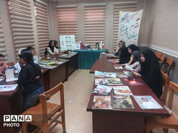 برگزاری نشست «خانواده کتاب‌خوان» در کتابخانه الزهرا(س) حاجی‌آباد