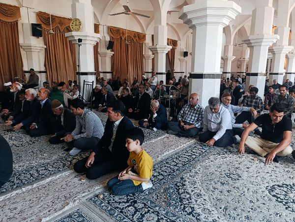 نماز جمعه در خلیل آباد