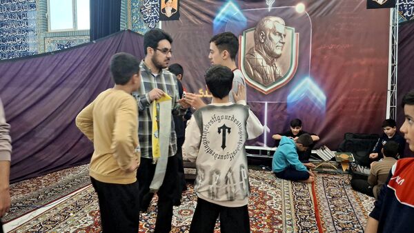 پرواز تا آسمان در مسجد حضرت زینب شهرکرد 