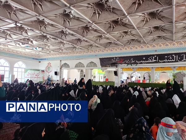 نماز جمعه ای با رنگ خون شهید در کاشمر