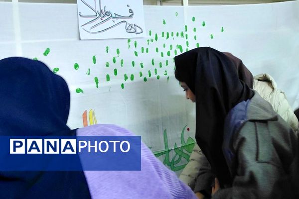 نمایشگاه دانش آموزی مدرسه الزهرا پردیس 