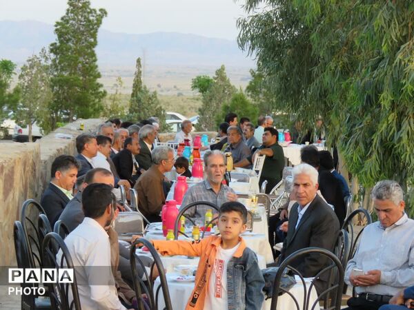 همایش «سپاس معلم» در خلیل‌آباد