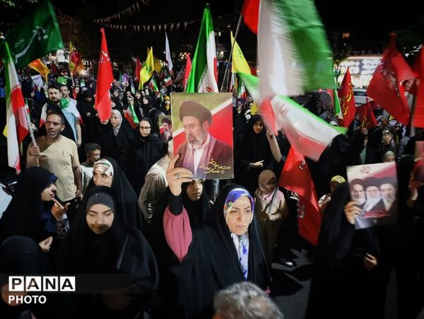 همه ایران یکصدا و یکدل در دفاع از لبنان