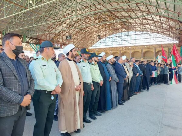 همدلی مردم و مسئولان مروست در بزرگداشت یوم‌الله ۱۳ آبان