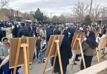 اوج هنر در تلاطم راهپیمایی بوانات