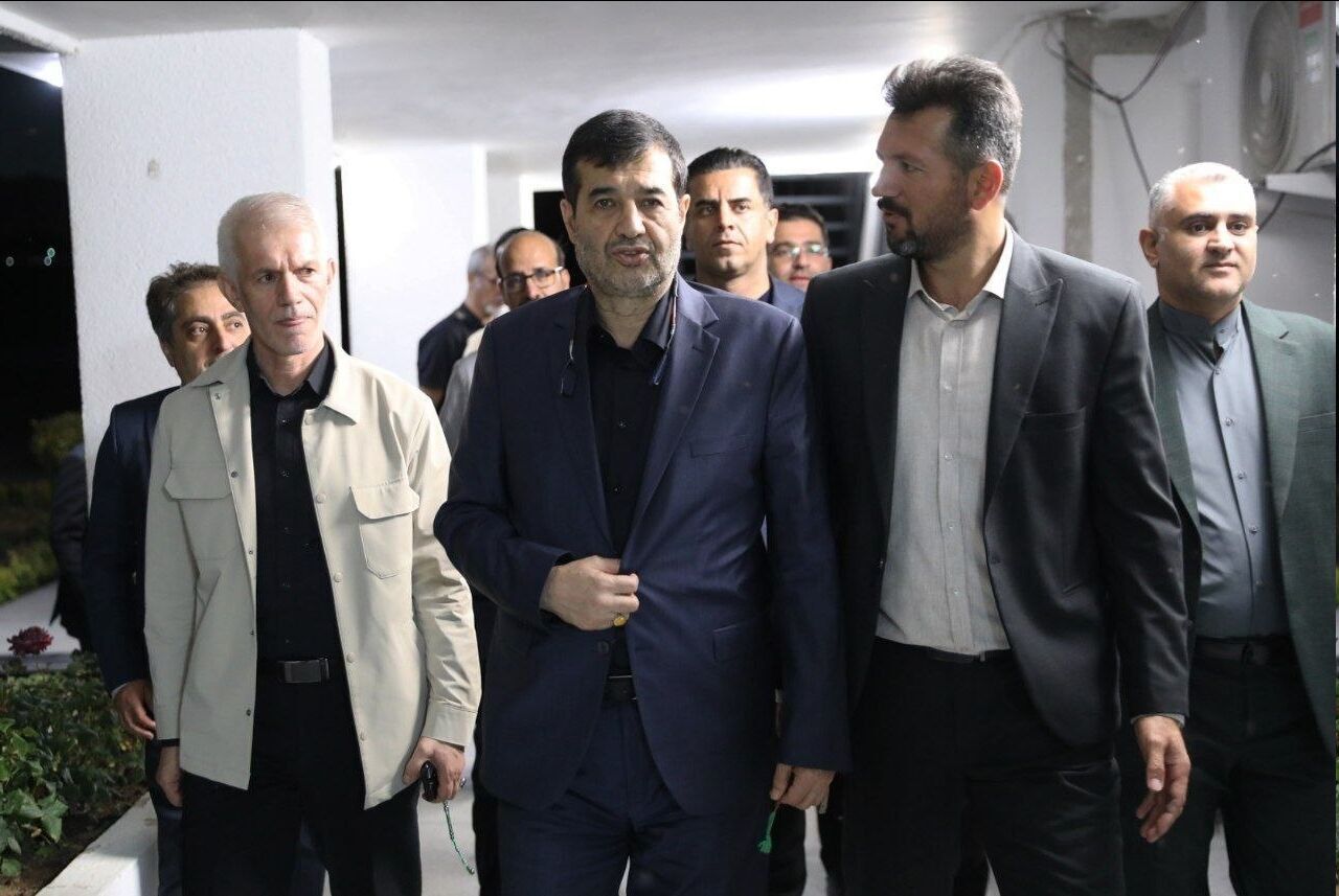 حضور وزیر ورزش و جوانان در فدراسیون روئینگ