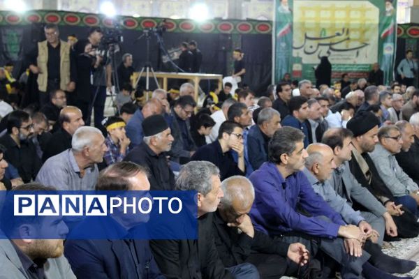 مراسم بزرگداشت شهدای اقتدار در مصلای امام خمینی(ره) یاسوج 