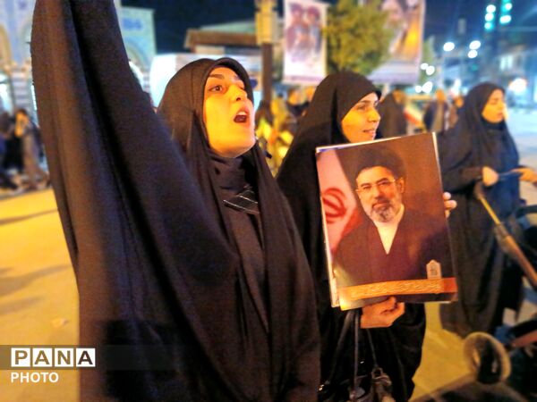 فرهنگیان و دانش آموزان گلستان همچنان پای میدان